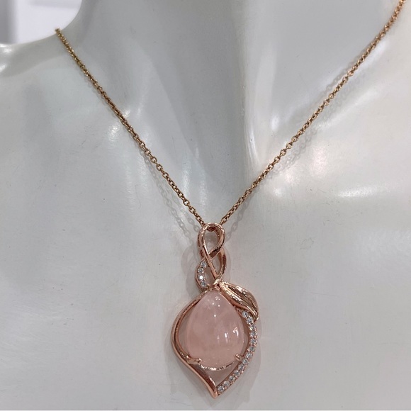 Galilea Rose Quartz Diamond Rosetone Pendant Necklace - Picture 3 of 10